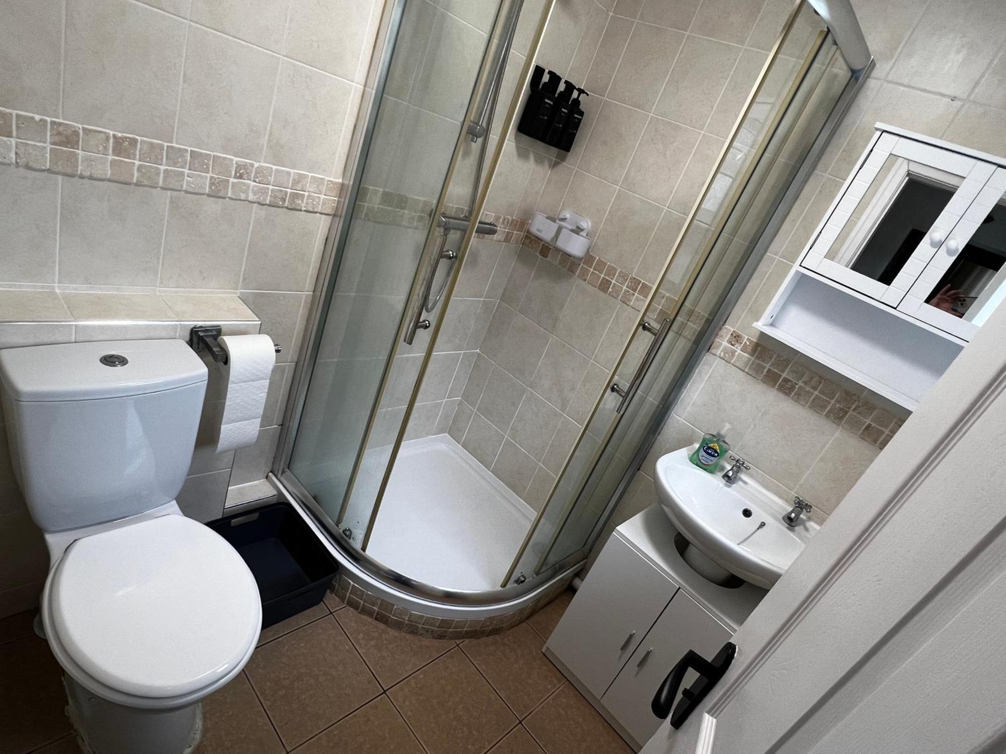 Robin'S Hollow: 2Bd Home Near Wrexham Afc Exterior foto
